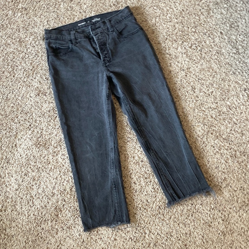 Old Navy High Rise Slouchy Straight Cropped Jeans | distressed black | 2 petite